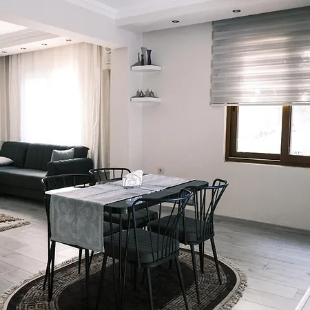 Apart's Emre פאטהיה